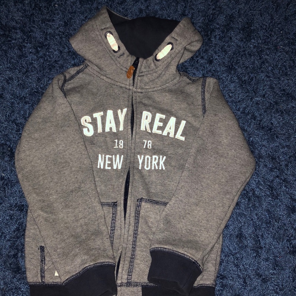Boys grey & navy blue sweater 6-8